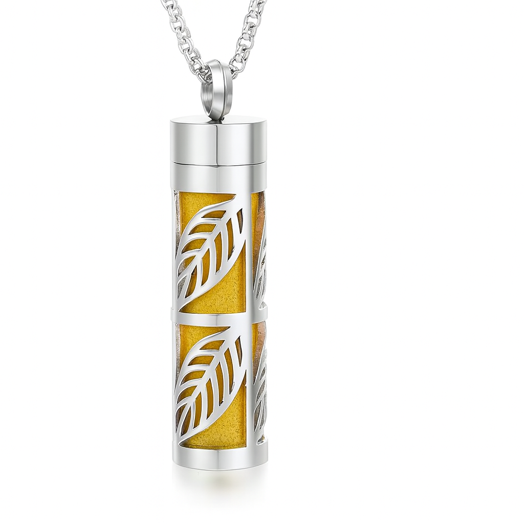 UV COSMETICS “LOVE” Aromatherapy Pendant Necklace